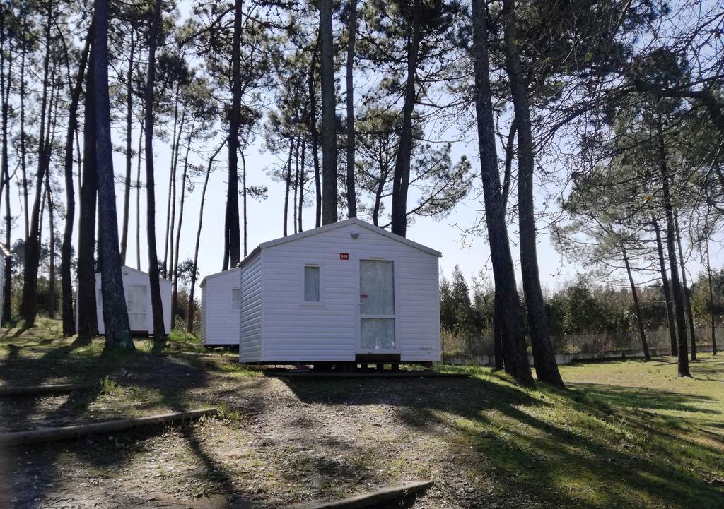 Parque De Campismo Orbitur Foz De Arelho. Hotel Foz do Arelho Exterior photo